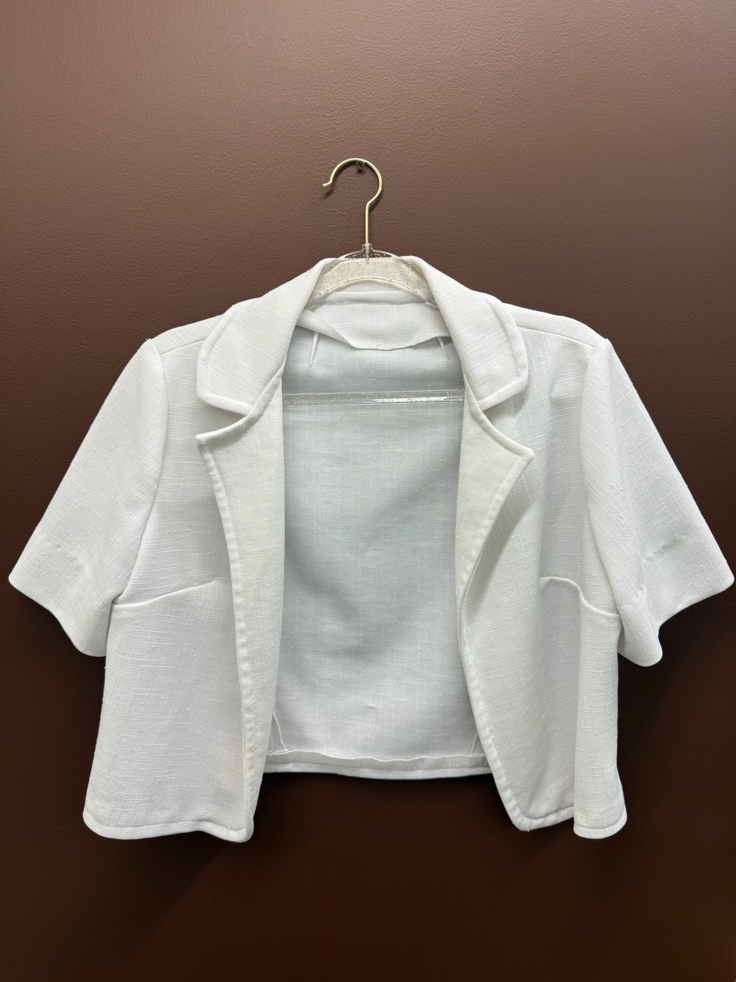 Cropped White Short Sleeve Blazer