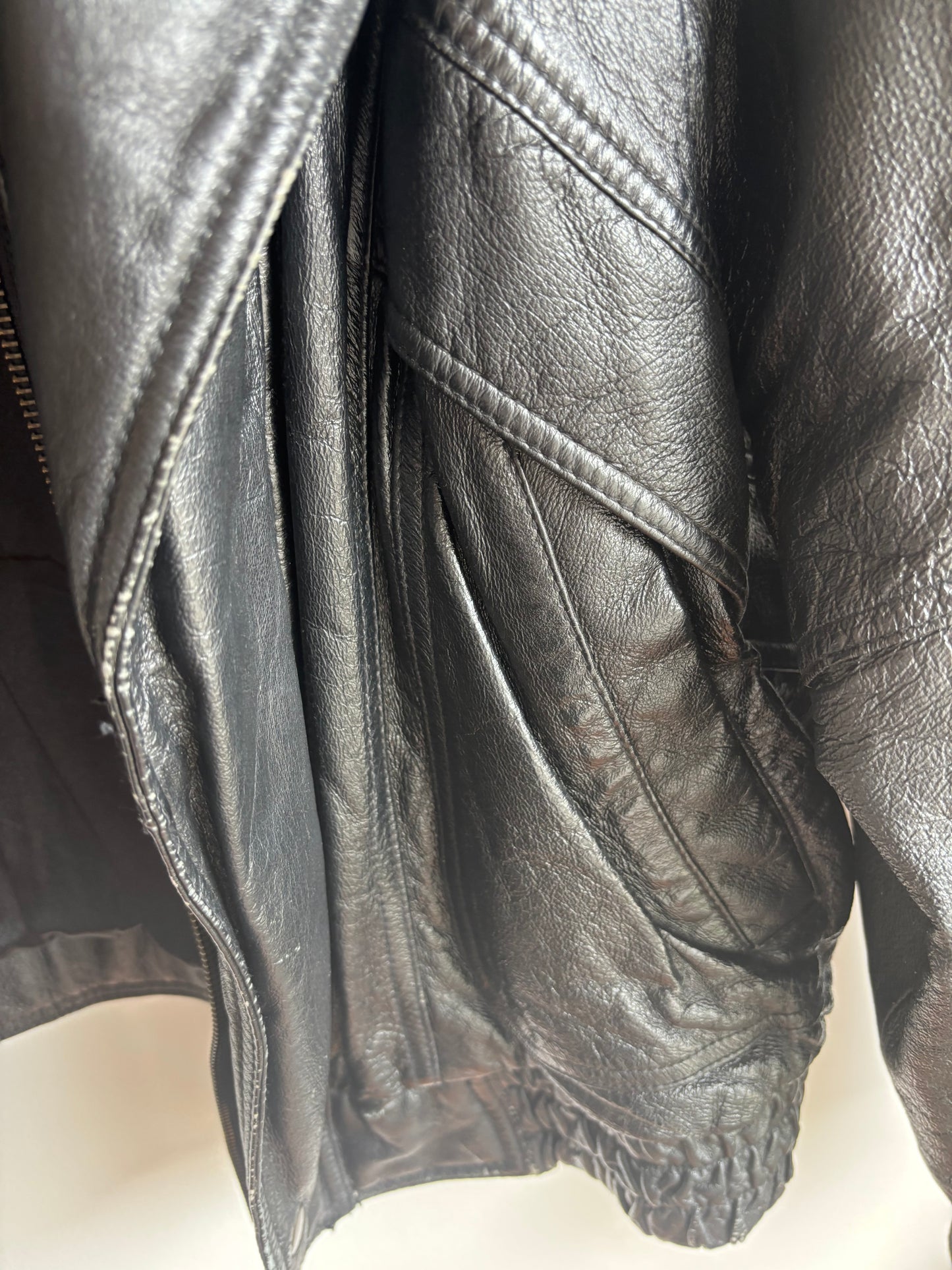Vintage Leather Bomber Jacket