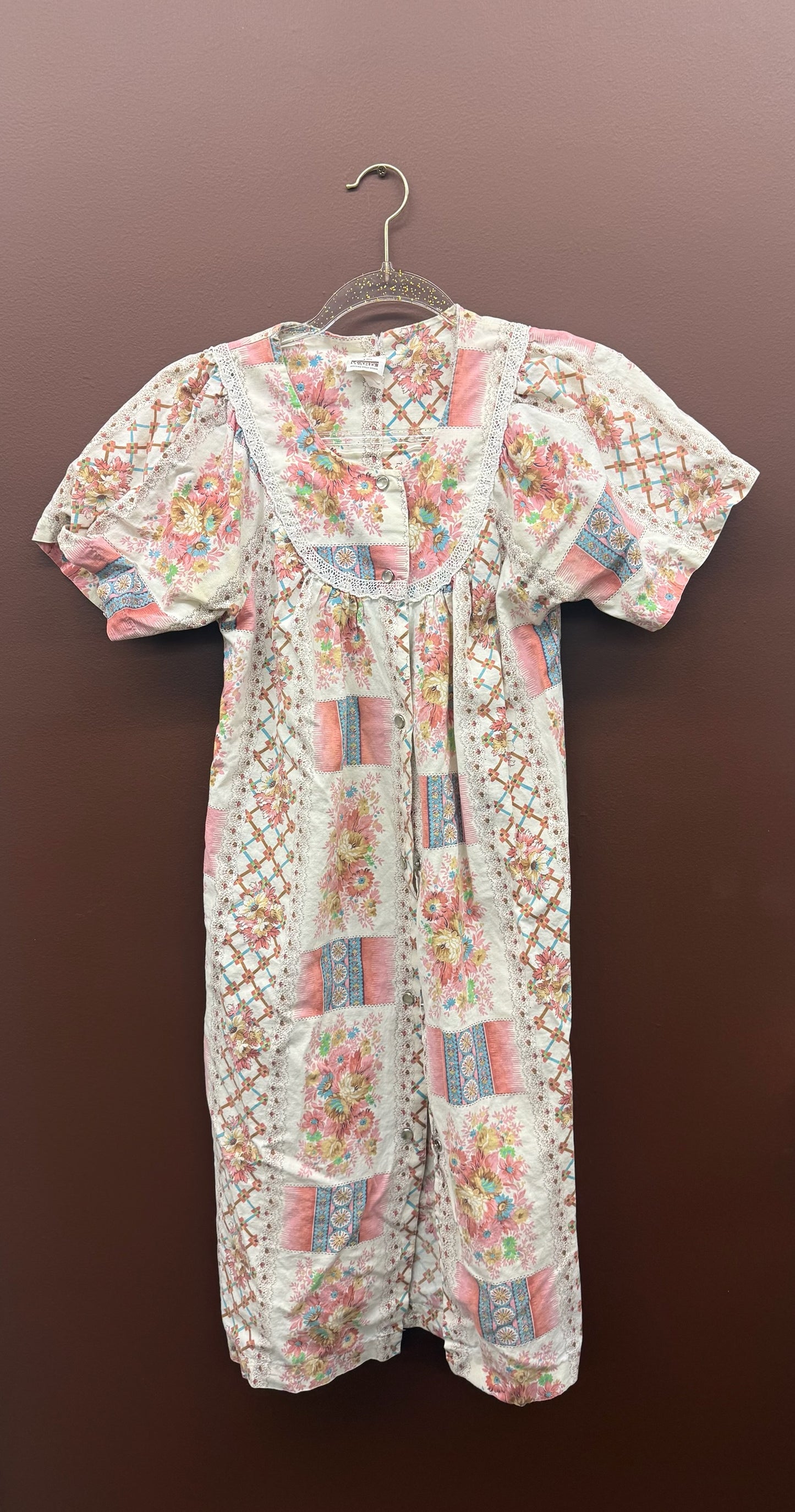 Color Patch Nightgown