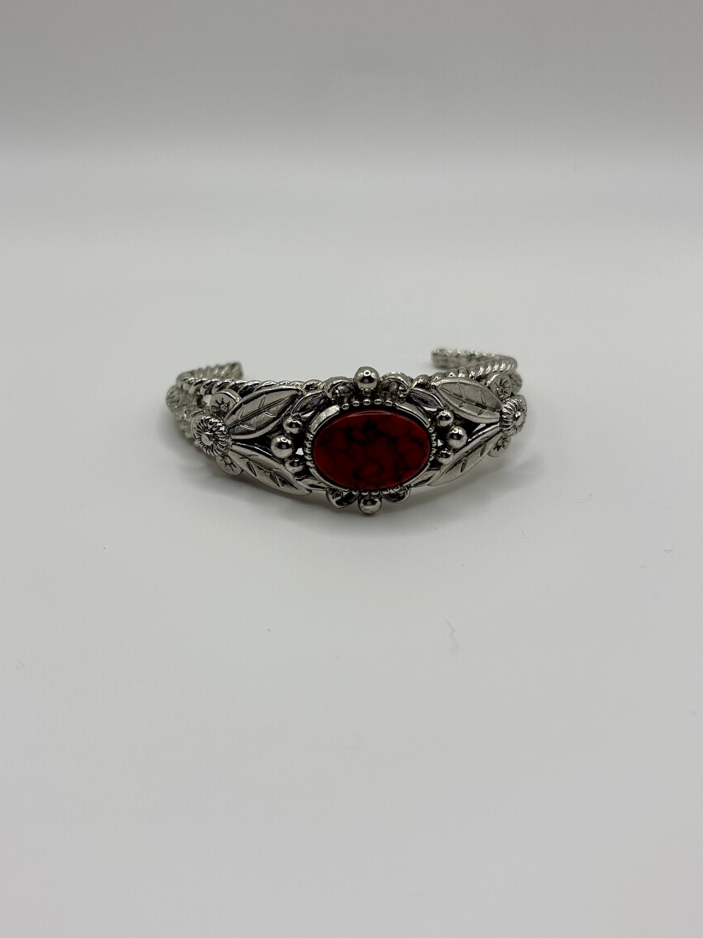 1970's Coral Cabochon Bracelet