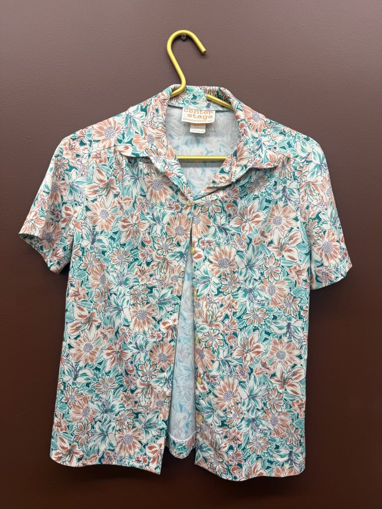 Daisy Button Up Top