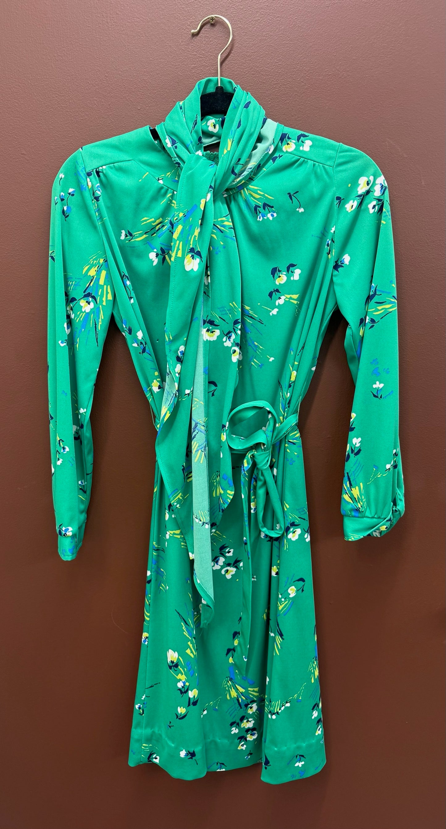 Green Floral Dress w/ Neck Scarf