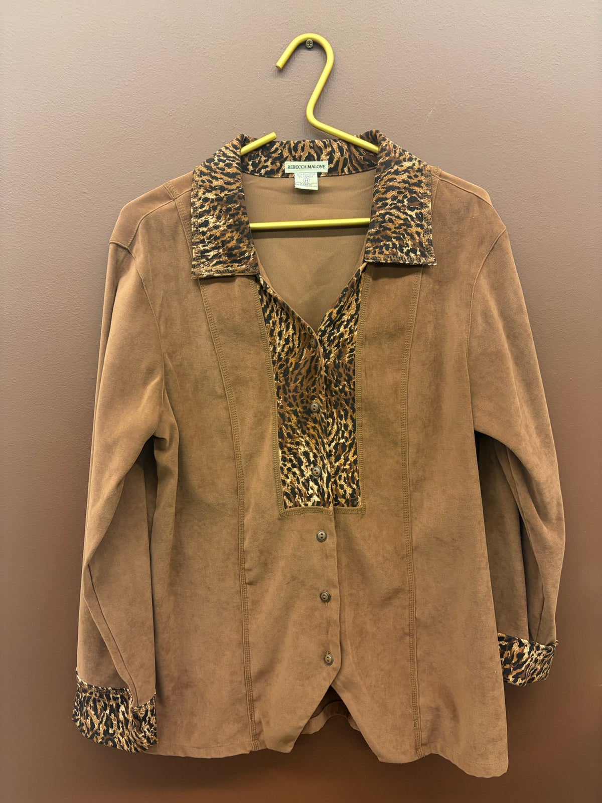 Faux Suede Blouse with Animal Print Collar